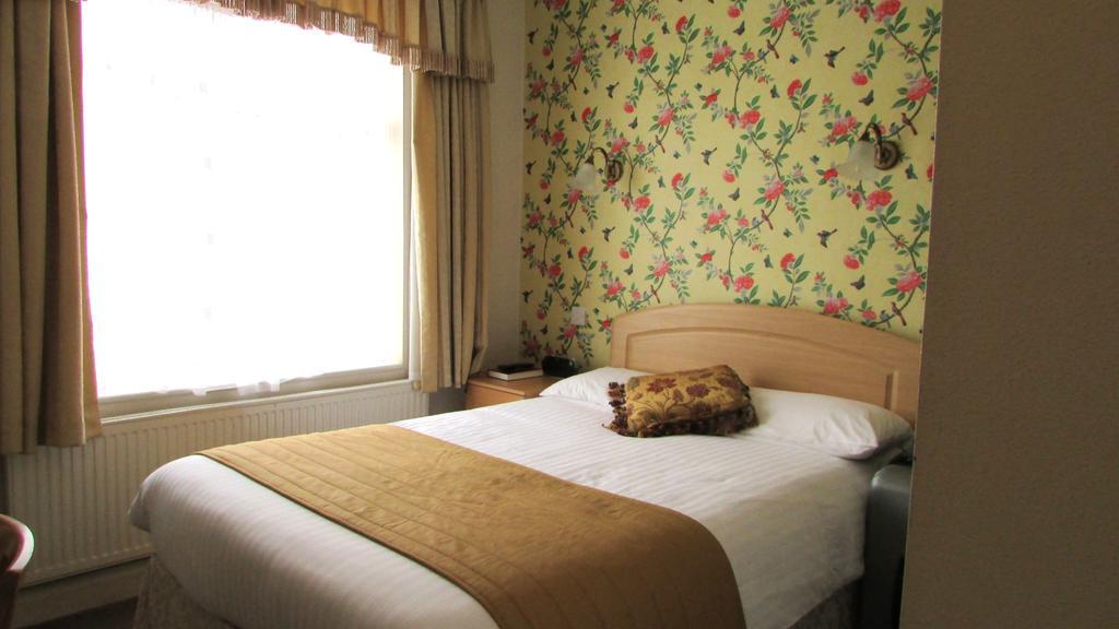 Rhondda Bed And Breakfast Harrow Exterior foto